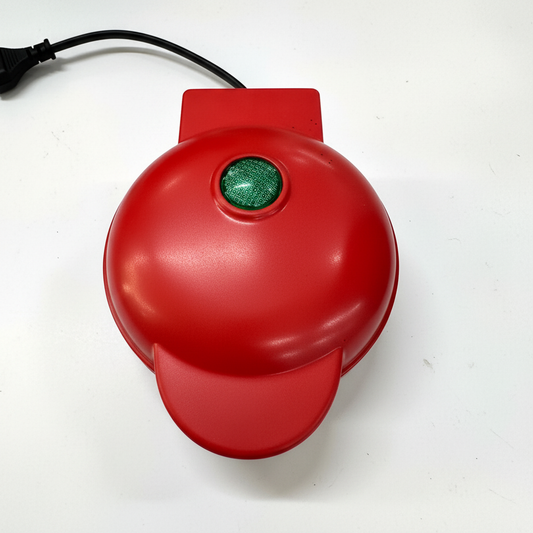 Mini waffle maker red - front view white background