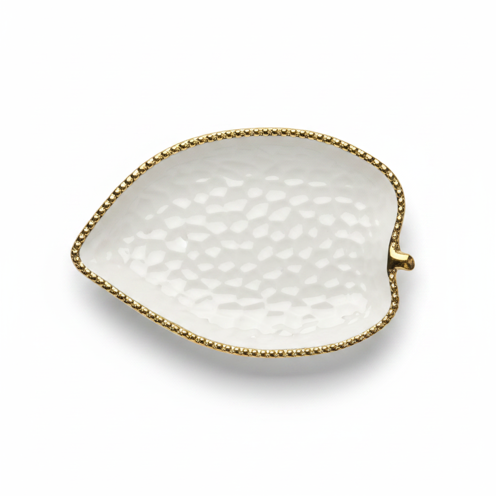 Yamasin Jewel Banana Leaf Platter – White Background Hero
