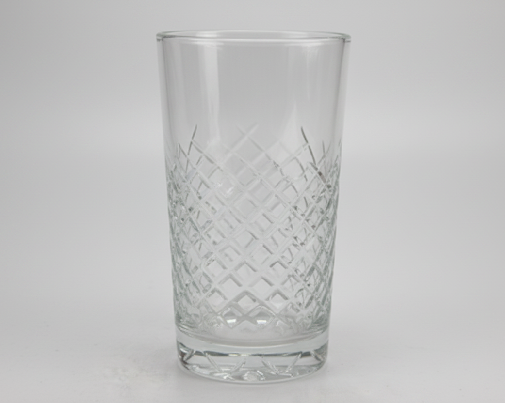 Single Premium Crystal Cut Glass Tumbler Close Up