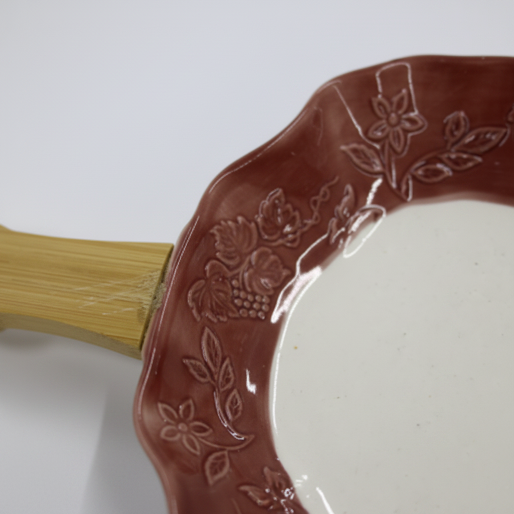 Fusion Snack Dish Brown Wavy - Floral Detail Close Up